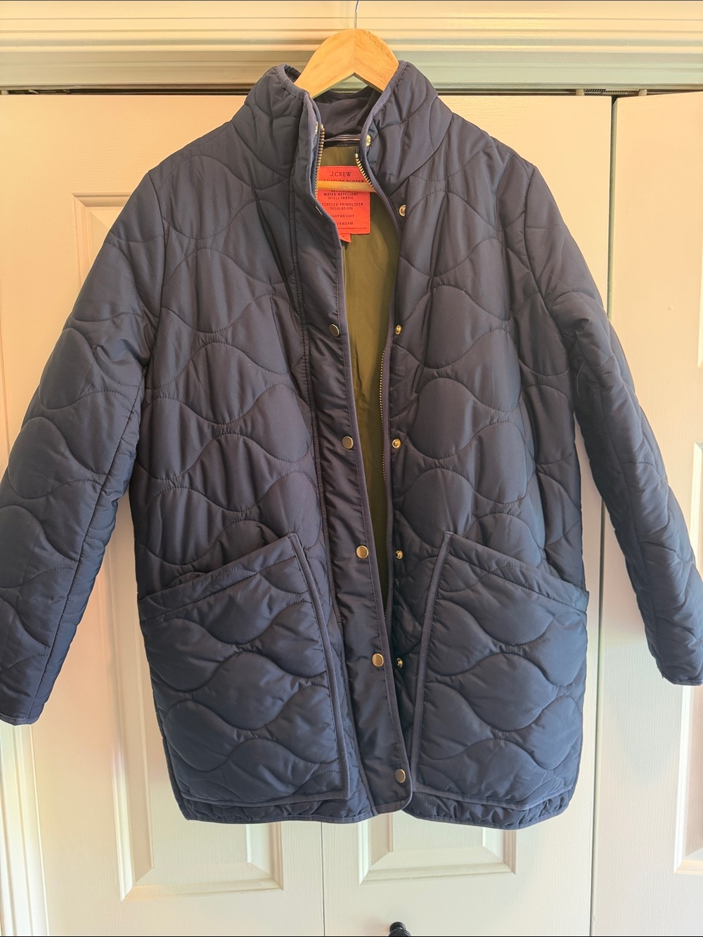 Jcrew recycled primaloft puffer jacket. Women’s medium